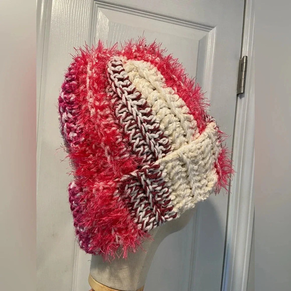 Handmade Crochet Chunky Ribbed Upcycled Multi Fiber Scrappy Yarn Beanie Hat D36 - Picture 3 of 5